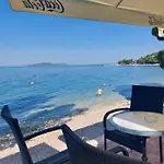 Sandra 2 * Zaostrog