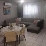 Sandra 2 *