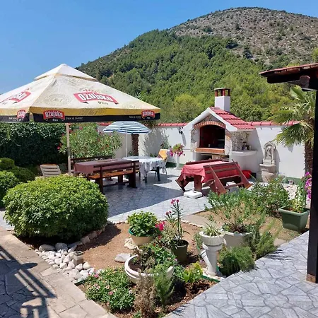 Sandra 2 Apartman Zaostrog