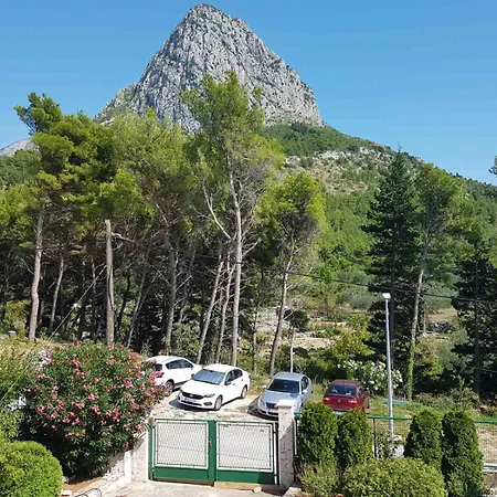 Apartamento Sandra 2 *