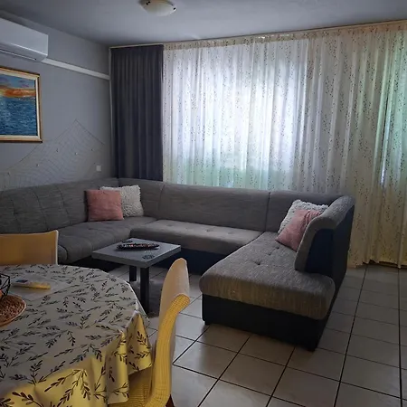 Apartman Sandra 2 Zaostrog